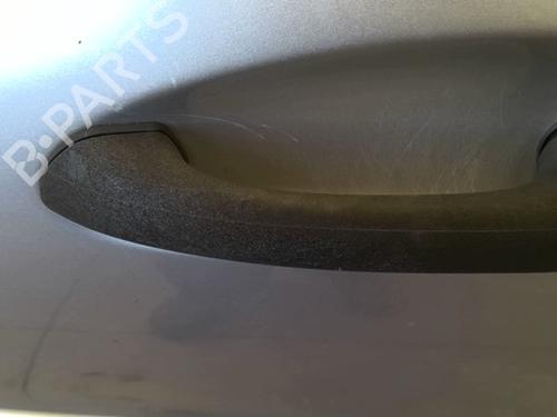 front-left-exterior-door-handle-mercedes-benz-c-class-t-model-s203-2001-2002-2003-2004-2005-2006-2007-39937763 main image
