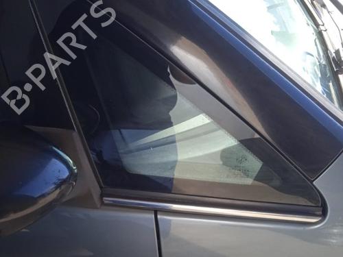 Used Front right quarter glass LANCIA MUSA (350_) 1.3 D Multijet (350.AXG11, 350.AXG1A) (90 hp) 20882003