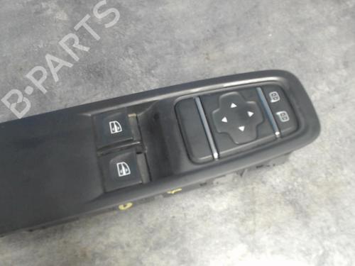 Left front window switch RENAULT CLIO IV (BH_) 1.5 dCi 90 | BP26740736I27 