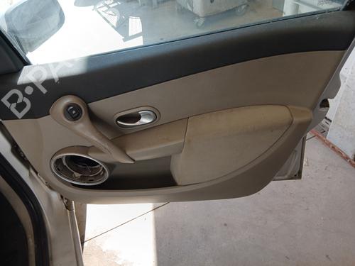 front-right-window-mechanism-renault-clio-iii-br01-cr01-2005-2006-2007-2008-2009-2010-2011-2012-2013-2014-33044475 main image