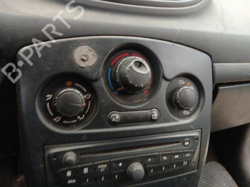 Used Climate control RENAULT CLIO III (BR0/1, CR0/1) 1.5 dCi (C/BR0G, C/BR1G) (68 hp) 28669276