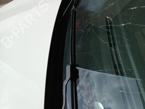 front-windshield-wiper-arm-renault-clio-v-b7_-2019-30299180 main image