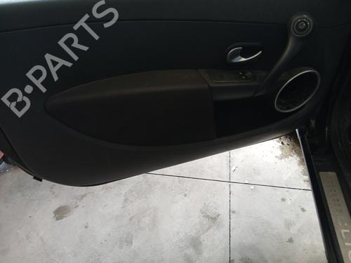 Used Front left window mechanism RENAULT CLIO III (BR0/1, CR0/1) 1.5 dCi (BR17, CR17) (86 hp) 32065139