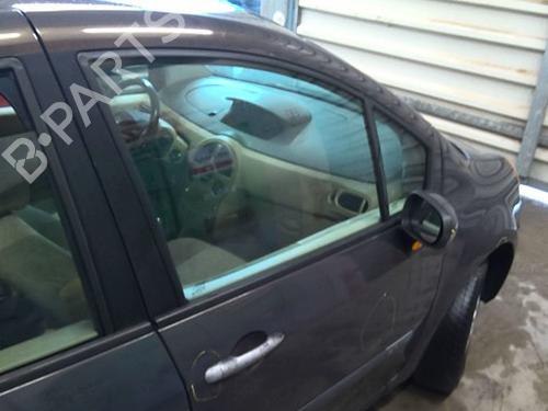 right-front-door-renault-modus-grand-modus-fjp0_-2004-40160582 main image
