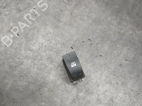 Pulsantiera posteriore destra RENAULT MEGANE II Estate (KM0/1_) 1.5 dCi (KM16, KM1E) (106 hp) 30969040