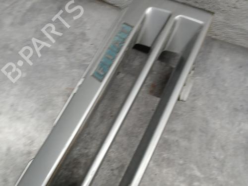 Grille FIAT UNO (146_, 158_) 75 i.e. 1.5 | BP29588098C40 