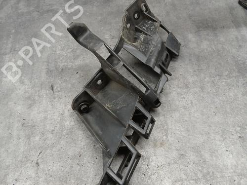 Used Front bumper bracket RENAULT MODUS / GRAND MODUS (F/JP0_) 1.5 dCi (FP0D, JP0D) (82 hp) 31380508