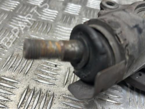 Used Right front steering knuckle PEUGEOT 3008 I MPV (0U_) 1.6 HDi (109 hp) 20884530