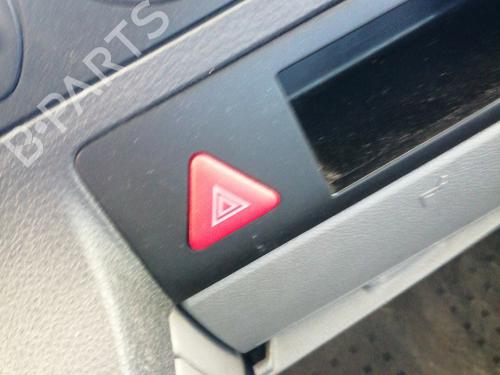 Used Warning switch VW TRANSPORTER T5 Bus (7HB, 7HJ, 7EB, 7EJ) 2.5 TDI (174 hp) 26233860