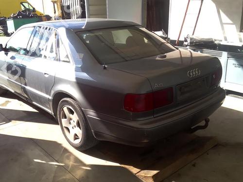 Brugte AUDI A8 D2 (4D2, 4D8) 2.5 TDI (150 hp) 1951543