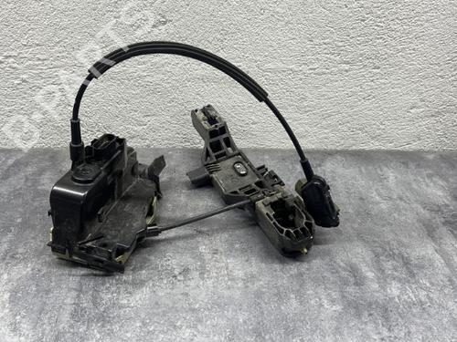 Used Front left lock RENAULT LAGUNA II (BG0/1_) 2.2 dCi (BG0F) (150 hp) 20886015