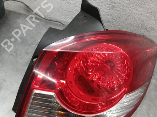 Right taillight CHEVROLET CRUZE Hatchback (J305) 2.0 CDI | BP28351477C35 - Image 2