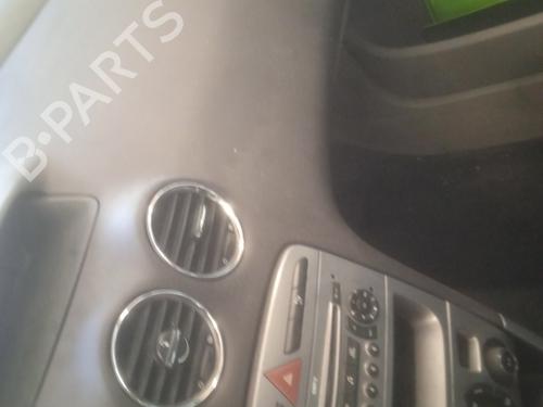 Dashboard PEUGEOT 308 I (4A_, 4C_) 1.6 HDi | BP23794106C46 