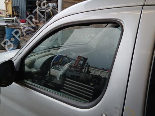 Used Front left door window CITROËN BERLINGO / BERLINGO FIRST MPV (MF_, GJK_, GFK_) 1.6 HDI 90 (MF9HX) (90 hp) 32864460
