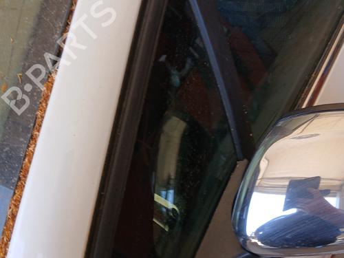 front-left-quarter-glass-peugeot-2008-i-cu_-2013-36414819 main image