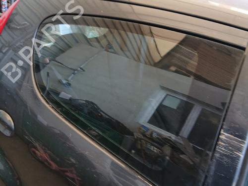 Dør rude højre bagtil Dør rude højre bagtil PEUGEOT 107 (PM_, PN_) 1.0 (68 hp) 35991348 35991348