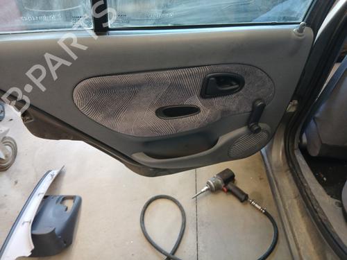 Rudehejsemekanisme venstre bagtil RENAULT CLIO II (BB_, CB_) 1.6 (B/CB0D, BB00) (90 hp) 28053527