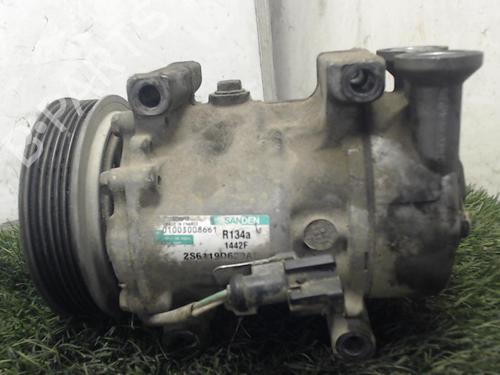 Used AC compressor AC compressor FORD FIESTA V (JH_, JD_) 1.4 TDCi (68 hp) 20884821 20884821