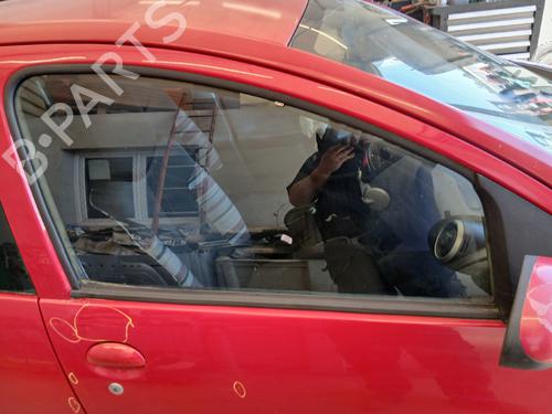 Dør rude højre foran Dør rude højre foran CITROËN C1 (PM_, PN_) 1.0 (68 hp) 35926645 35926645