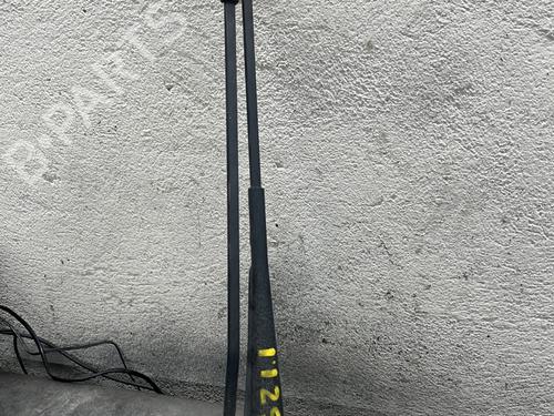 Used Front windshield wiper arm Front windshield wiper arm 33709576 33709576