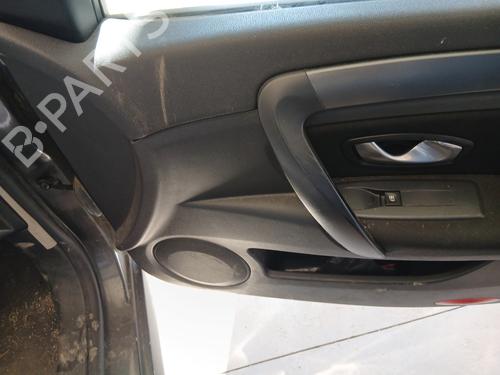 Rudehejsemekanisme Højre foran Rudehejsemekanisme Højre foran RENAULT LAGUNA III (BT0/1) 1.5 dCi (BT00, BT0A, BT0T, BT1J) (110 hp) 36009143 36009143