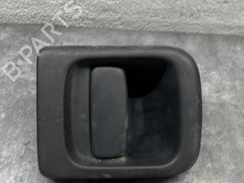 Used Front left exterior door handle RENAULT MASTER II Bus (JD) 1.9 dCi 80 (82 hp) 26147661