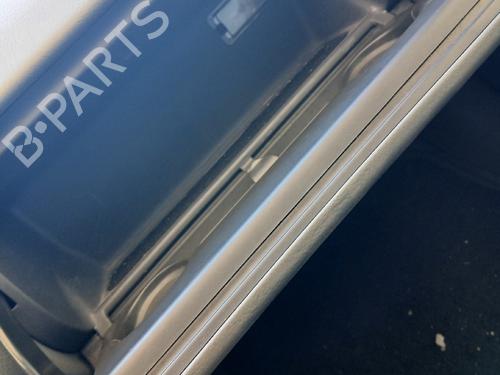Used Glove box Glove box 37165526 37165526