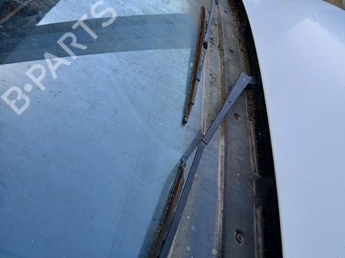 Used Front windshield wiper arm Front windshield wiper arm 38269657 38269657