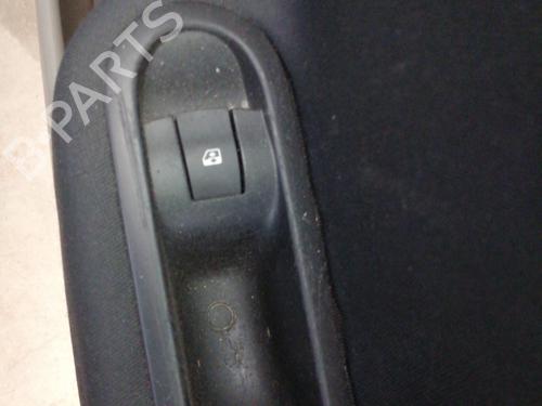 Used Right rear window switch RENAULT MEGANE II (BM0/1_, CM0/1_) 1.6 16V (BM0C, CM0C) (113 hp) 24925957