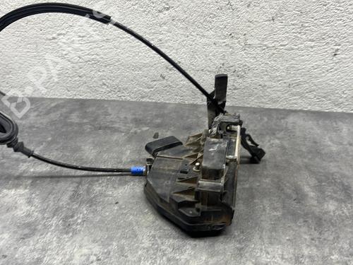 Used Front right lock FORD FIESTA VI (CB1, CCN) 1.4 TDCi (68 hp) 27896868