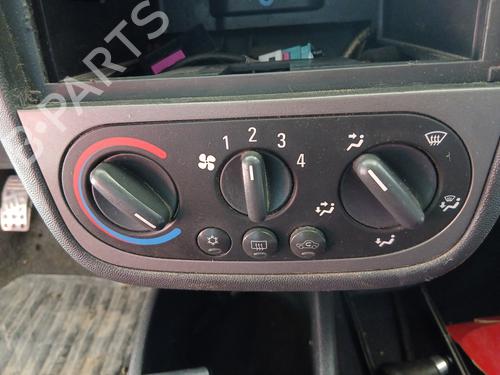 climate-control-opel-tigra-twintop-x04-2004-2005-2006-2007-2008-2009-2010-32729072 main image