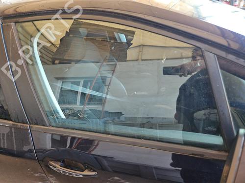 Used Front right door window Front right door window 34242417 34242417
