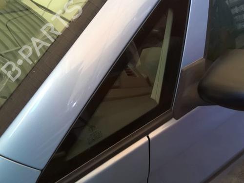 front-left-quarter-glass-fiat-idea-350_-2003-38766925 main image