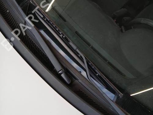 Used Front windshield wiper arm Front windshield wiper arm 31770231 31770231