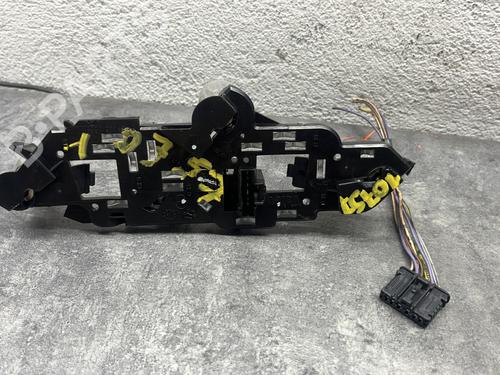 Used Lamp holder PEUGEOT 307 (3A/C) 2.0 HDi 110 (107 hp) 28814566