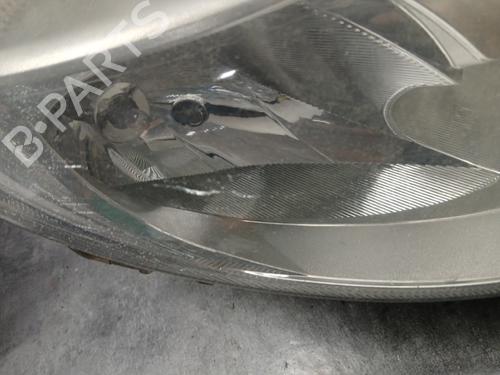 Used Right headlight Right headlight LANCIA MUSA (350_) 1.3 D Multijet (350.AXG11, 350.AXG1A) (90 hp) 29583850 29583850