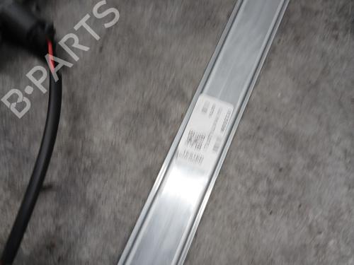 Used Front left window mechanism Front left window mechanism RENAULT MASTER II Van (FD) 2.5 dCi 100 (FD0U, FD0V, FD3U, FD3V, FD8U, FD8V) (99 hp) 32704918 32704918