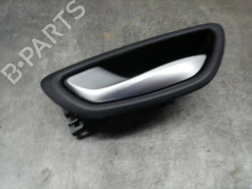 Used Front left interior door handle Front left interior door handle RENAULT MEGANE IV Hatchback (B9A/M/N_) 1.5 Blue dCi 95 (B9A2, B9A6) (95 hp) 25155359 25155359