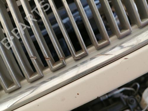 Grille VOLVO V40 Estate (645) 1.6 | BP24402742C40 