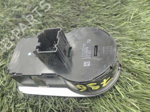 Used Headlight switch Headlight switch OPEL CORSA D (S07) 1.3 CDTI (L08, L68) (75 hp) 20881476 20881476