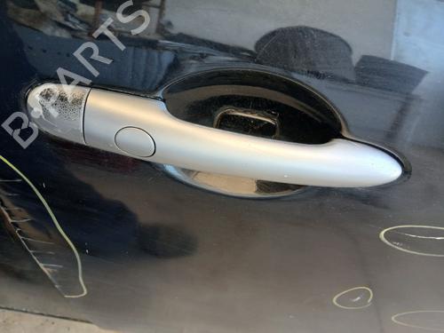 front-right-exterior-door-handle-renault-megane-ii-coupe-cabriolet-em01_-2003-2004-2005-2006-2007-2008-2009-2010-35926532 main image