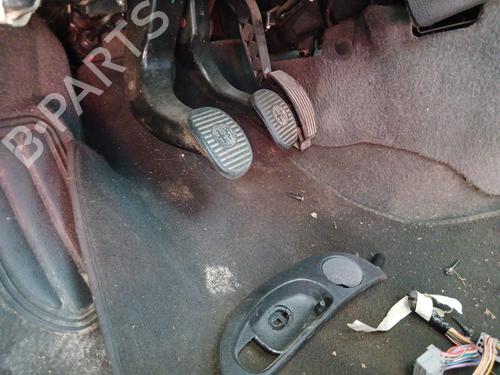 Used Clutch pedal Clutch pedal ALFA ROMEO 147 (937_) 1.9 JTD (937.AXD1A, 937.BXD1A, 937.AXV1A, 937.BXB1A,... (115 hp) 32993205 32993205