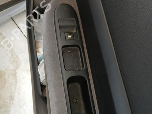 Used Right front window switch PEUGEOT 307 (3A/C) 2.0 HDi 135 (136 hp) 30392579