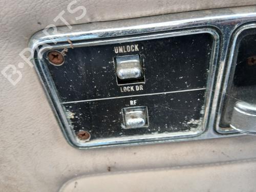 Used Right front window switch Right front window switch JEEP CHEROKEE (XJ) 2.1 TD (87 hp) 35958956 35958956