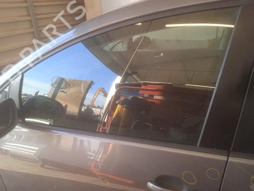 Used Front left door window VW GOLF PLUS V (5M1, 521) 1.9 TDI (105 hp) 22719033