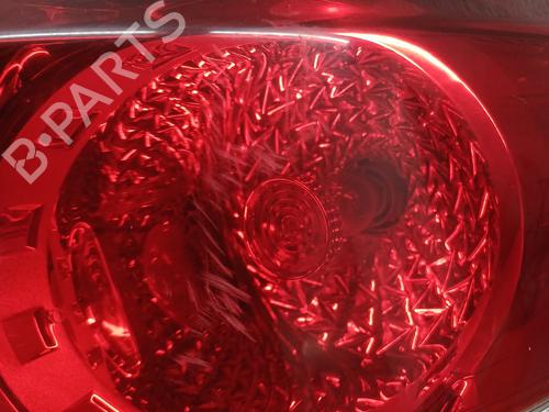 Used Right taillight CHEVROLET CRUZE Hatchback (J305) 2.0 CDI (163 hp) 28351477