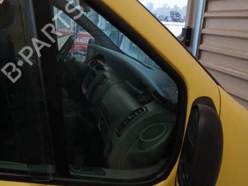 Used Front right quarter glass OPEL VIVARO A Van (X83) 2.5 CDTI (F7) (146 hp) 28381526