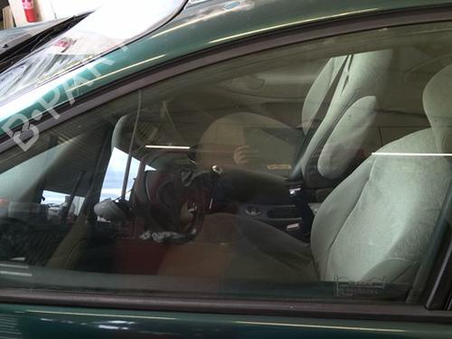 front-left-door-window-citroen-c5-i-dc_-2001-2002-2003-2004-2005-40203831 main image