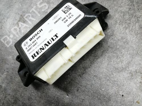 Used Electronic module Electronic module RENAULT MEGANE IV Hatchback (B9A/M/N_) 1.5 Blue dCi 95 (B9A2, B9A6) (95 hp) 25141538 25141538