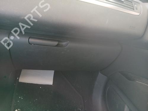 Used Glove box CITROËN C5 III Break (RW_) 2.2 HDi (RW4HTH) (170 hp) 29862049